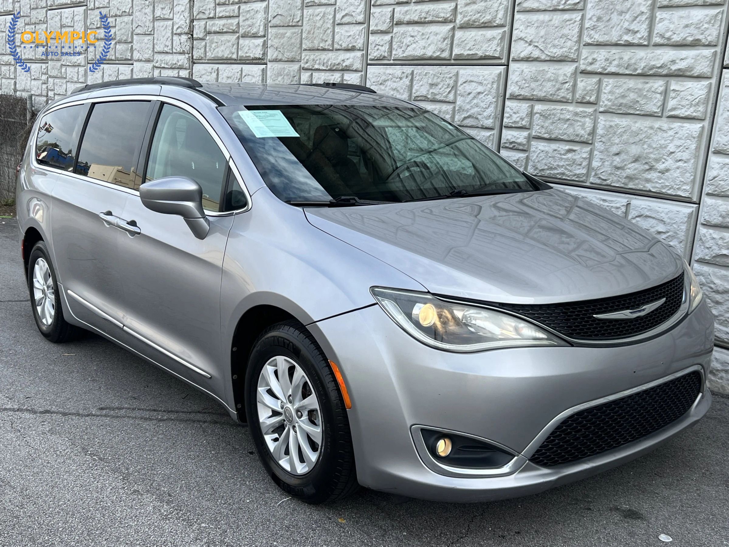 2017 Chrysler Pacifica Touring-L