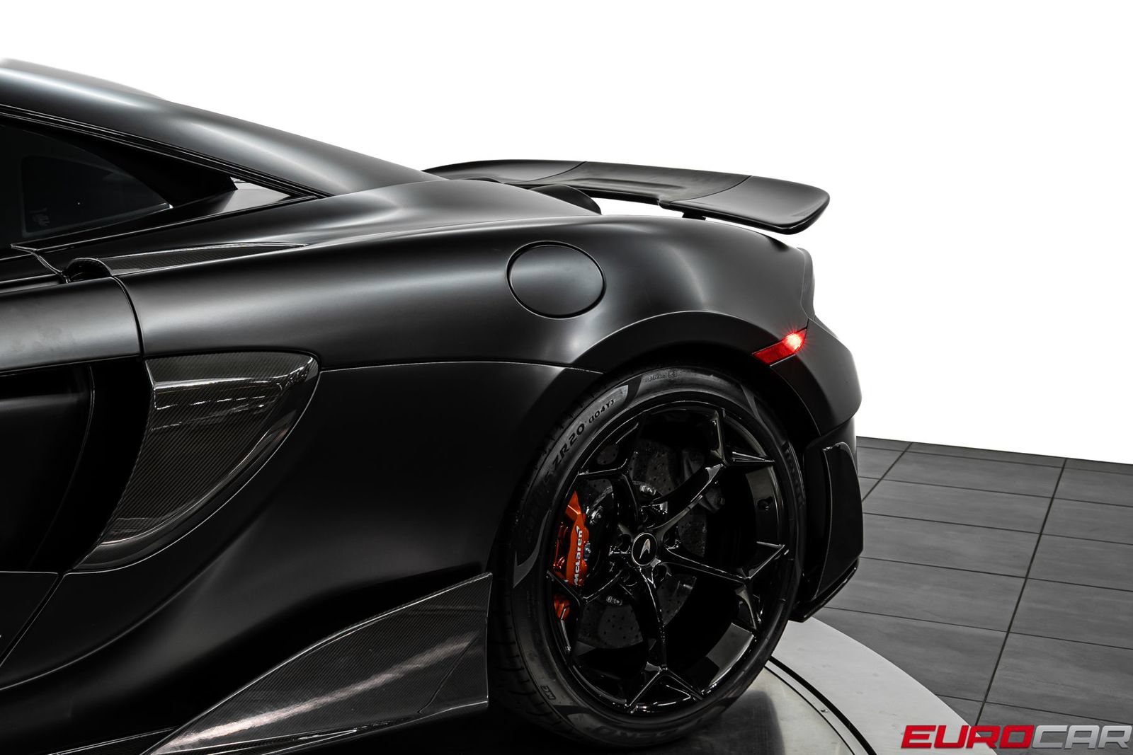 Used 2019 McLaren 600LT photo 22