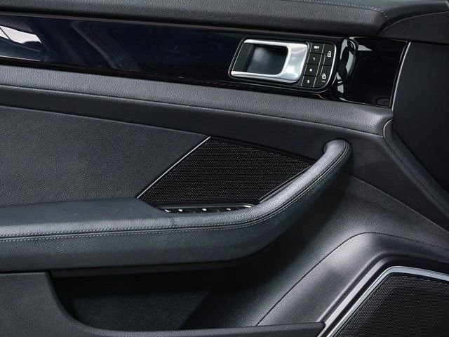 2023 Porsche Panamera