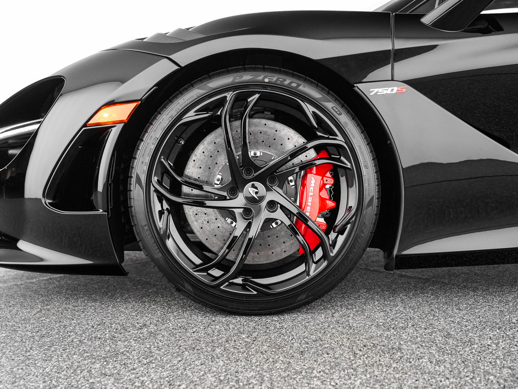 New 2027 McLaren 750S Spider photo 15