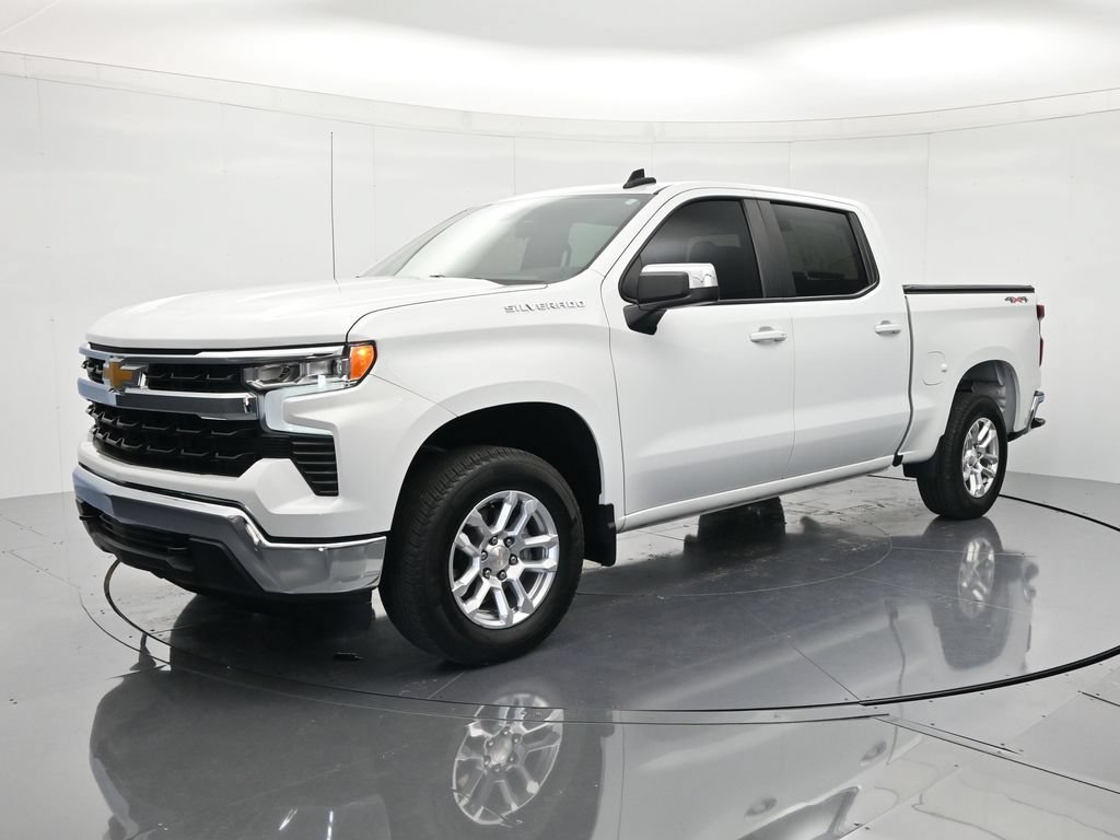 Used 2024 Chevrolet Silverado 1500 LT