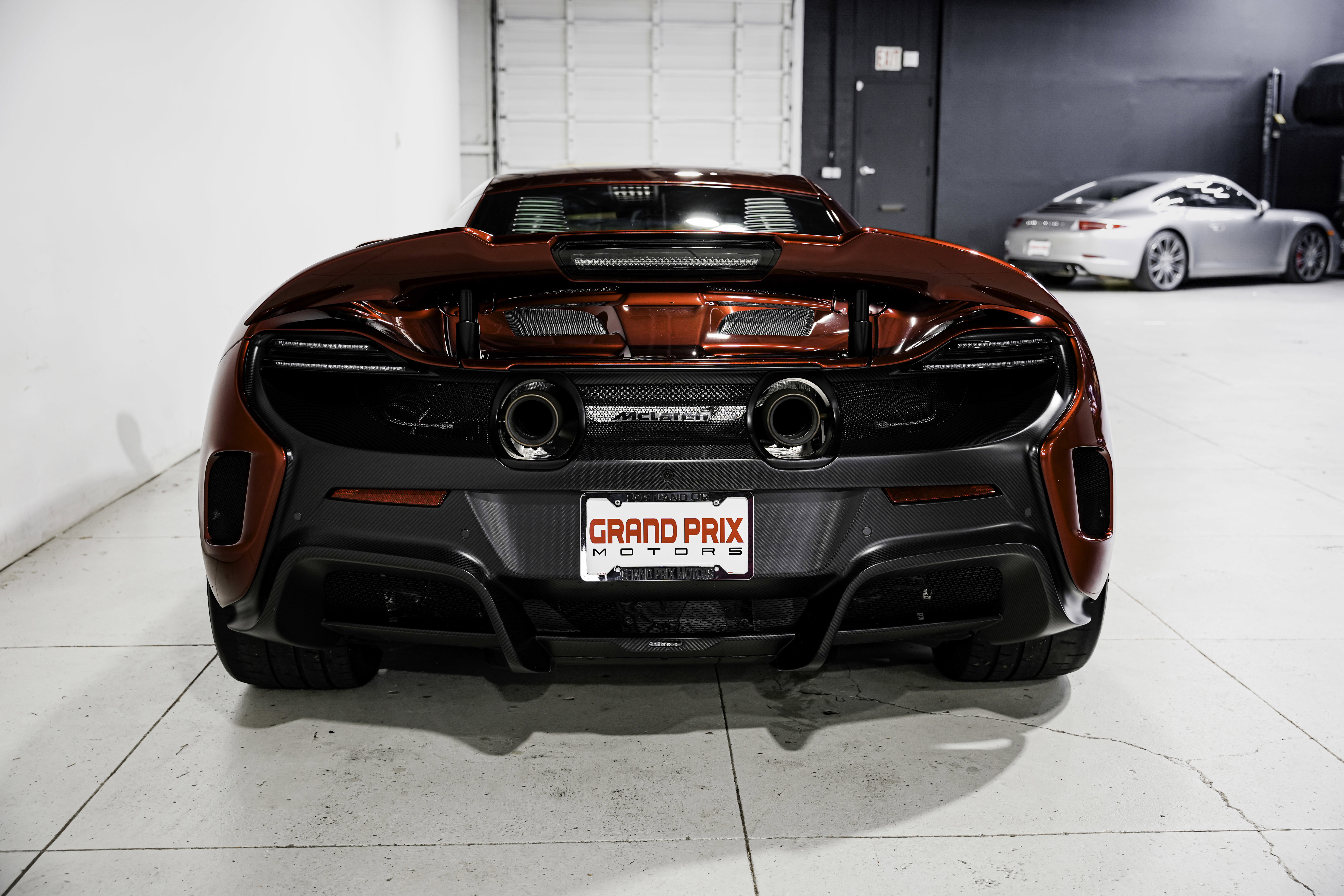 Used 2016 McLaren 675LT Coupe 5