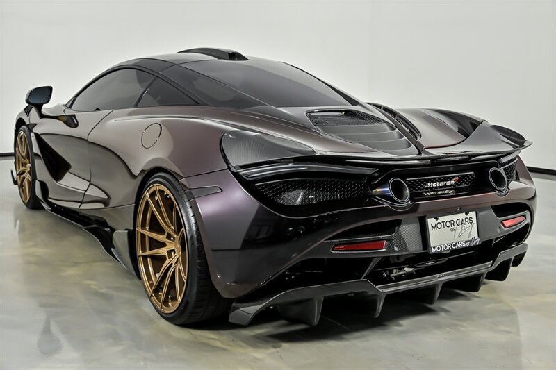 Used 2018 McLaren 720S photo 13