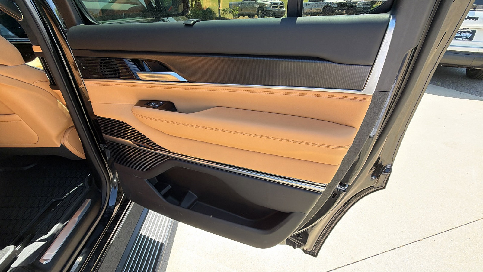 2025 Jeep Grand Wagoneer Series III