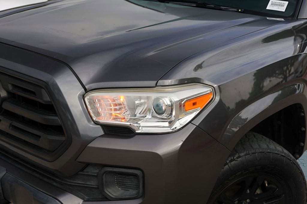 2018 Toyota Tacoma SR