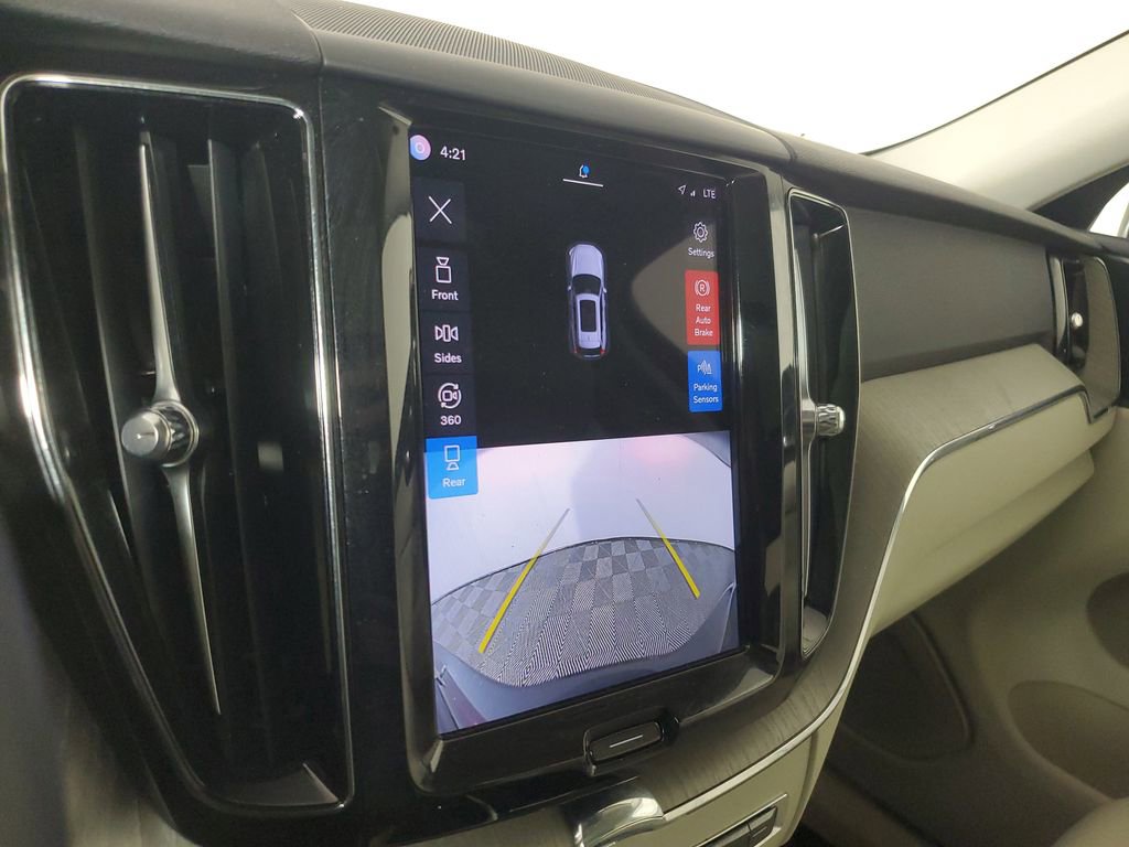 2023 Volvo Xc60 B5 Plus