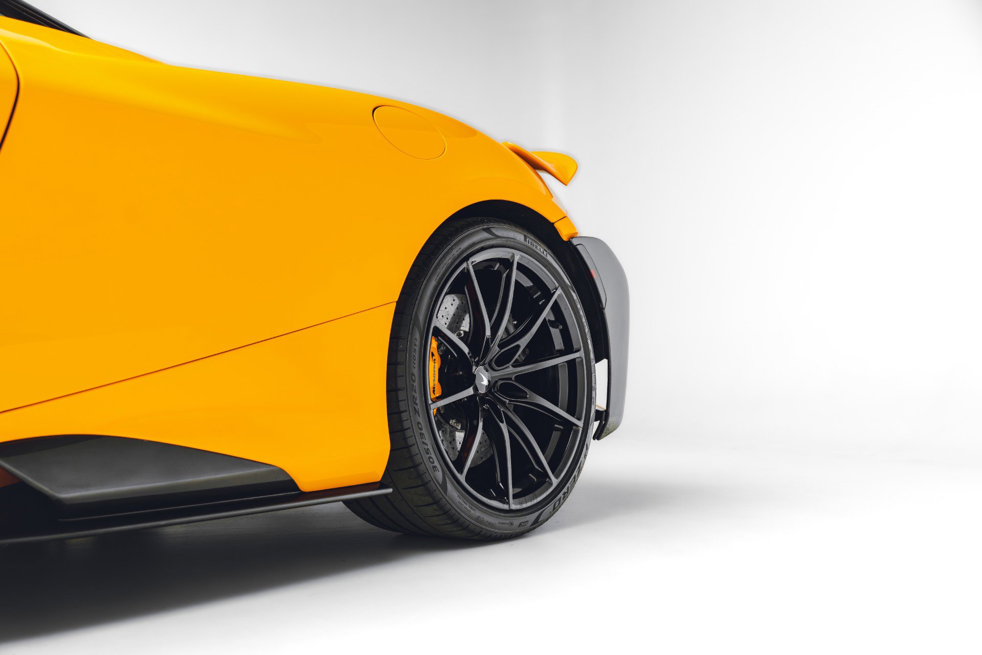 Used 2021 McLaren 765LT photo 23