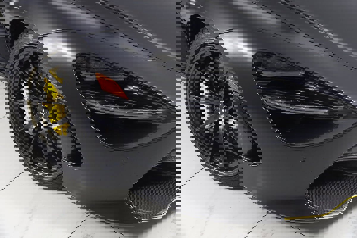 Used 2022 McLaren 720S Performance photo 22