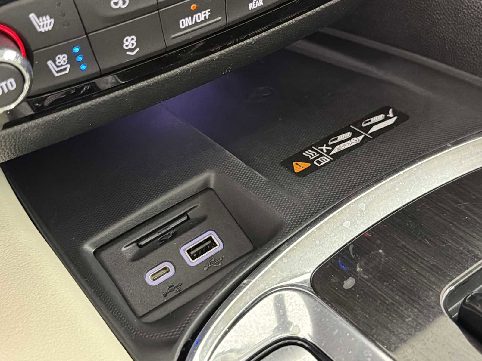 2023 Buick Enclave Premium