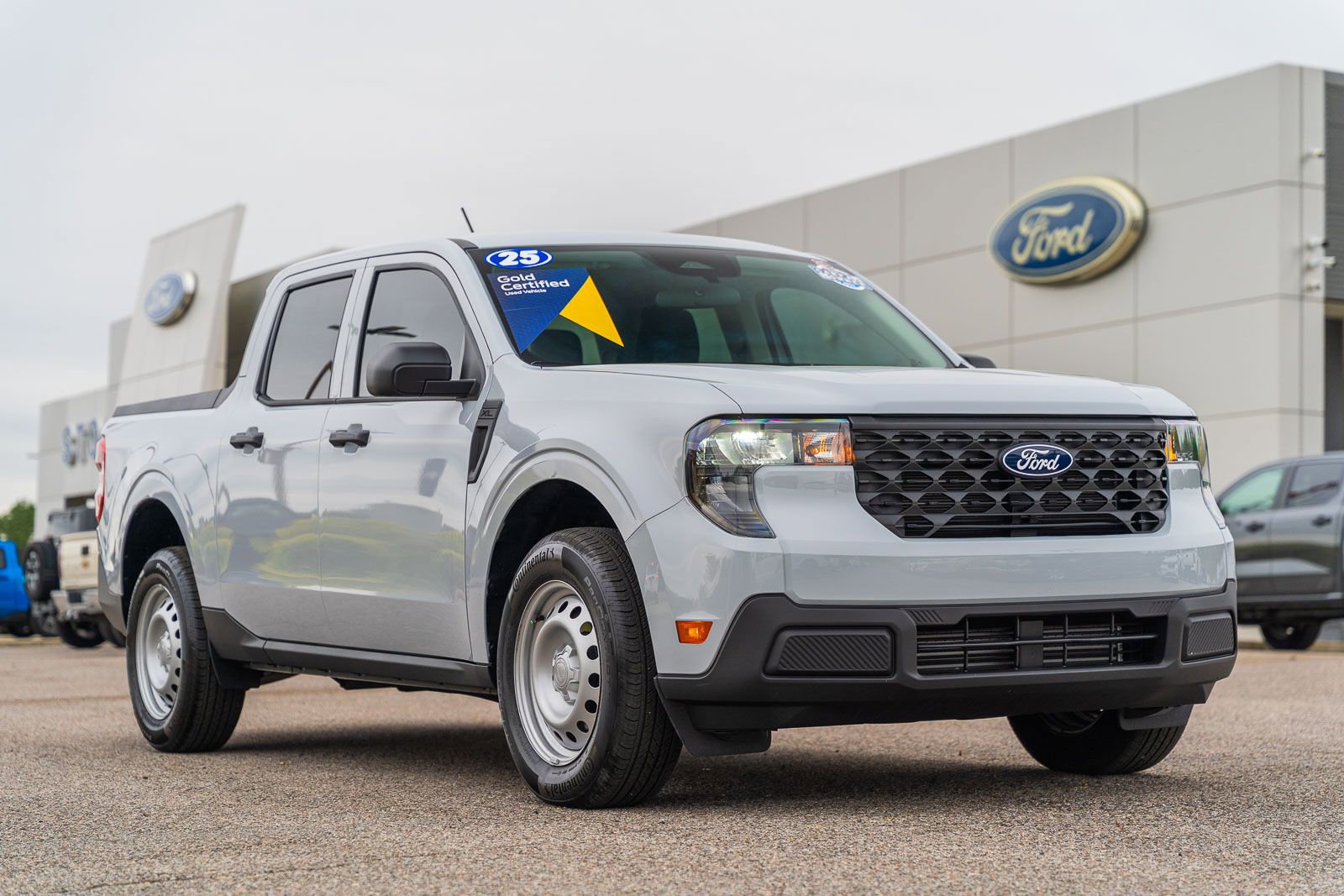 Certified 2025 Ford Maverick XL w/ Equipment Group 102A