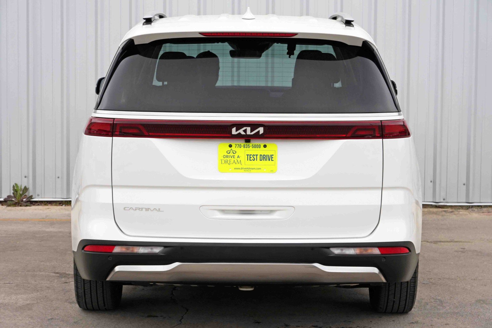 2024 Kia Carnival SX