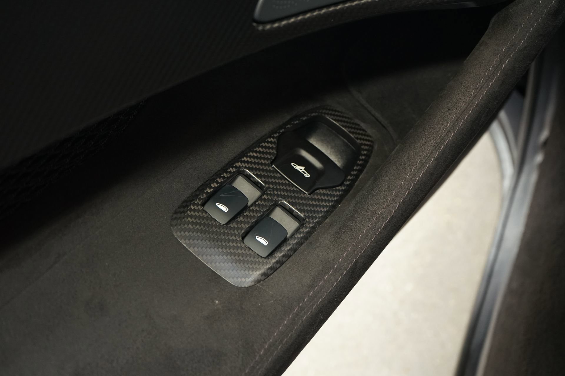 Used 2020 McLaren 600LT Spider photo 29