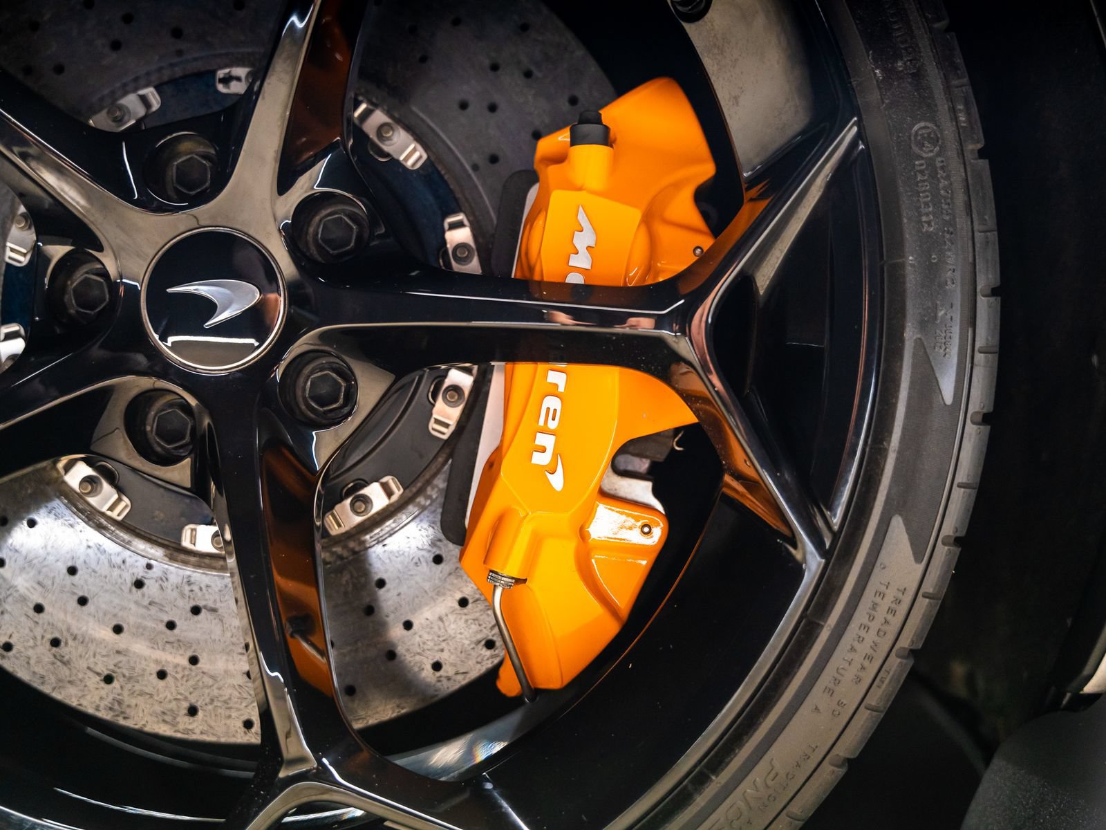 Used 2019 McLaren 600LT photo 33
