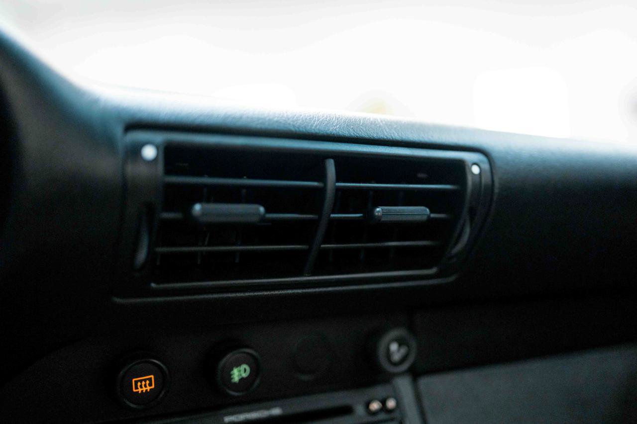 1998 Porsche 911 Carrera 4S