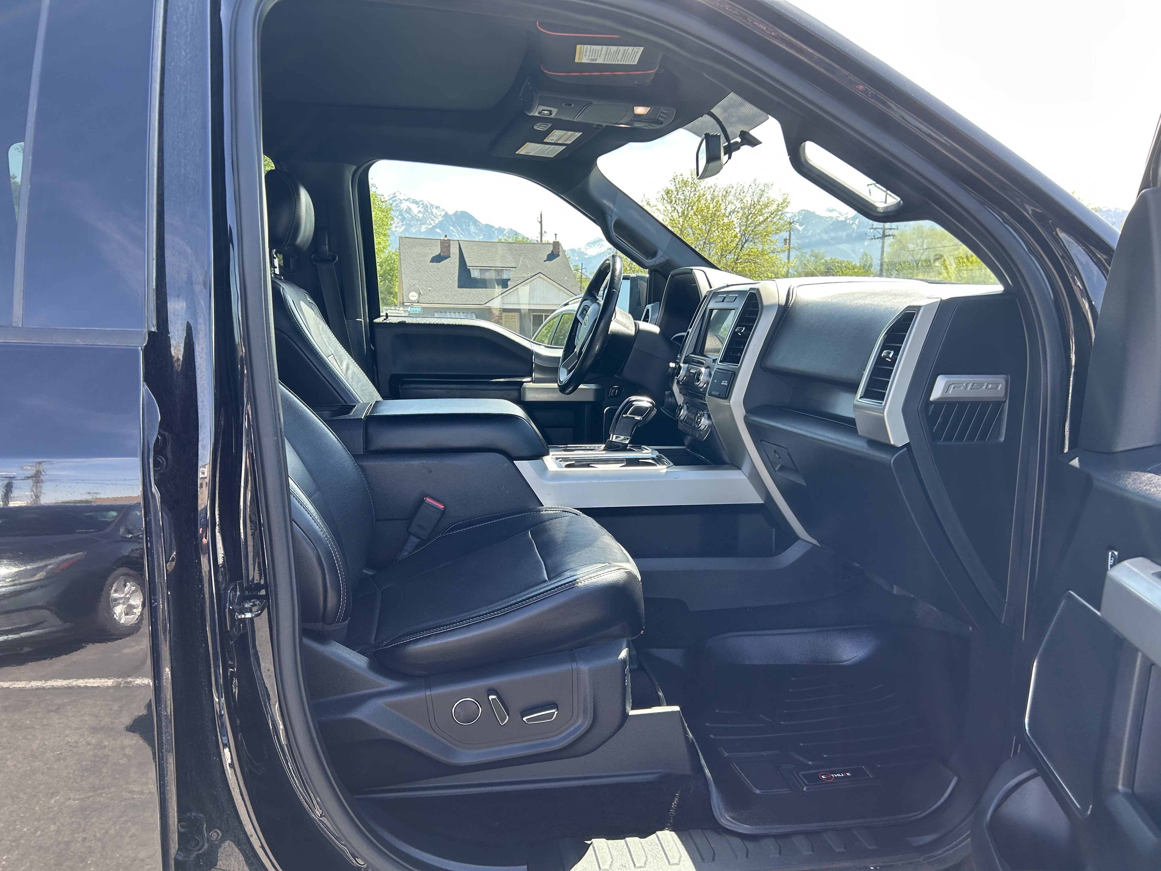 2017 Ford F150 Lariat