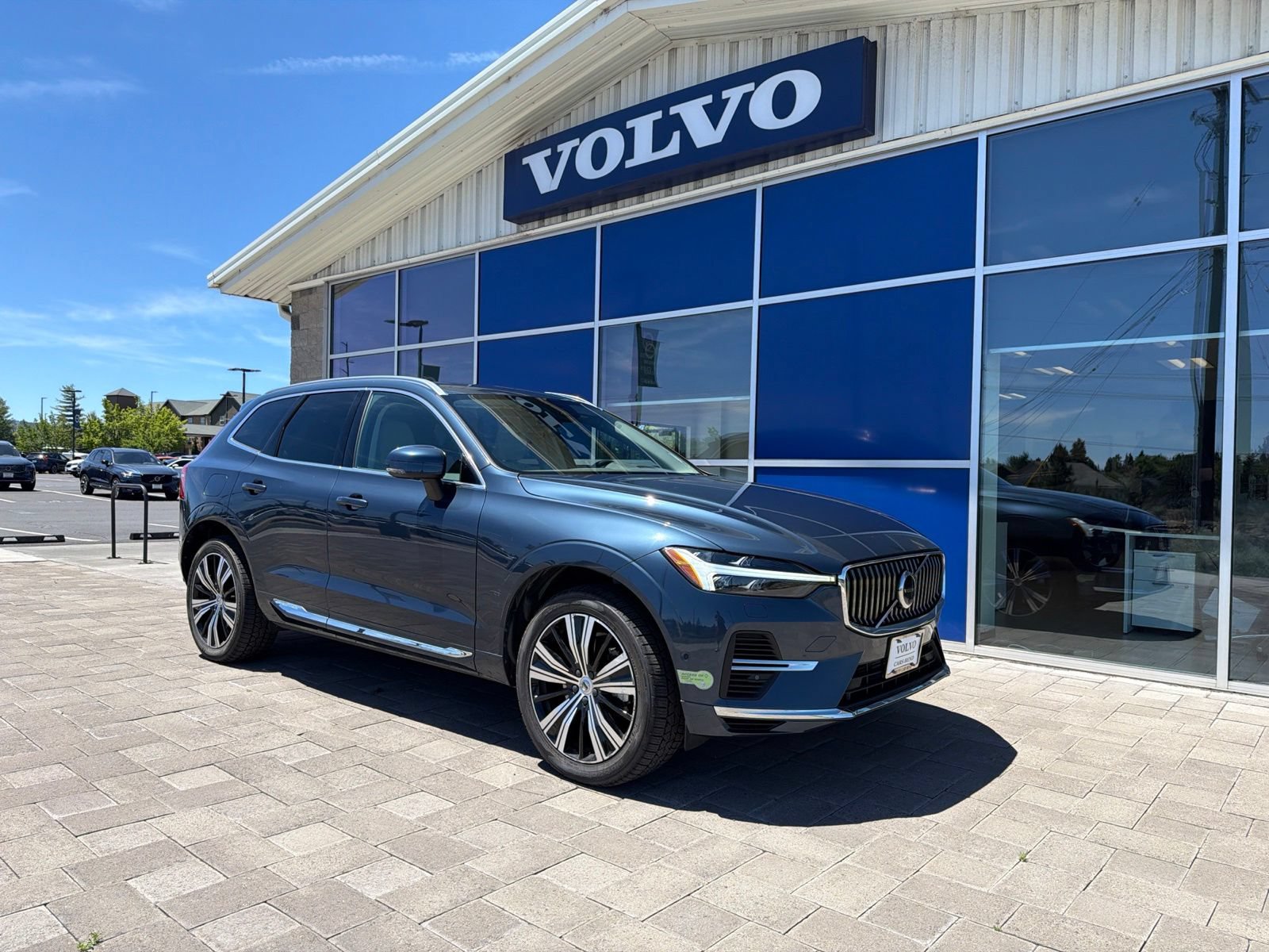 Used 2023 Volvo XC60 T8 Plus w/ Protection Package Premier