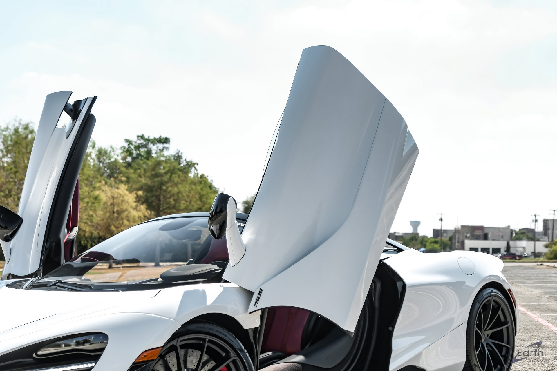 Used 2025 McLaren 750S Spider photo 8