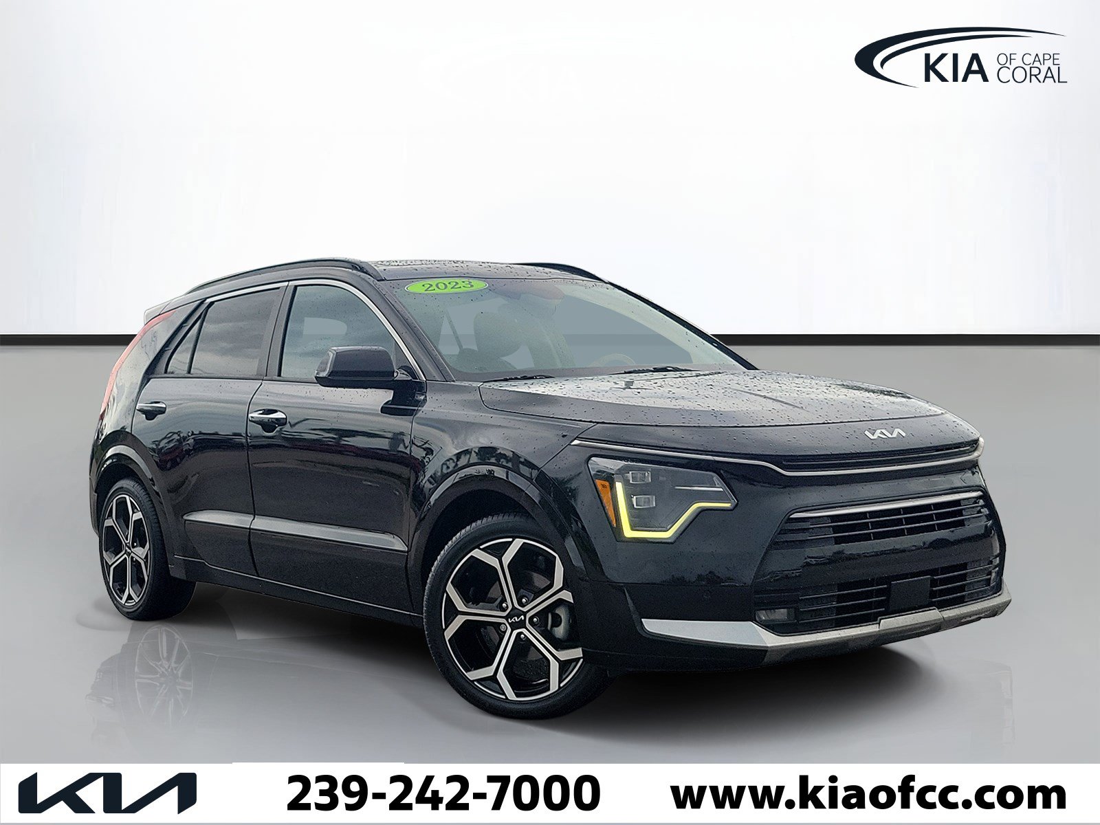 Certified 2023 Kia Niro SX Touring
