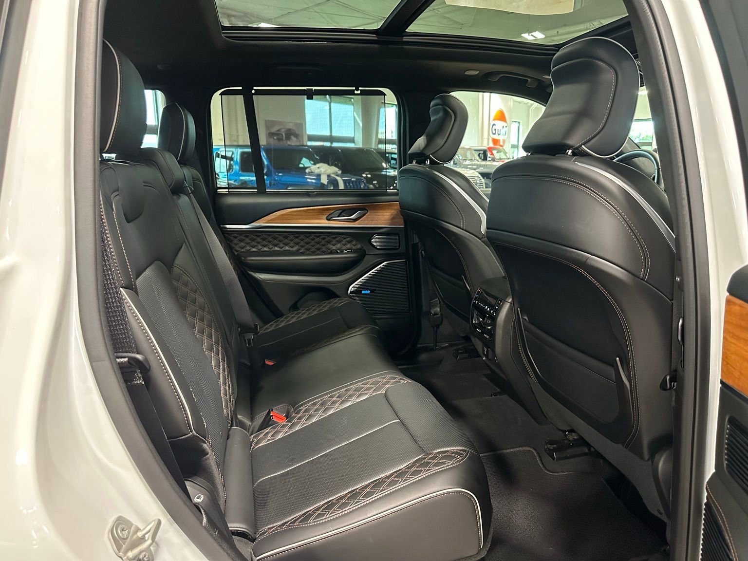 2024 Jeep Grand Cherokee Summit