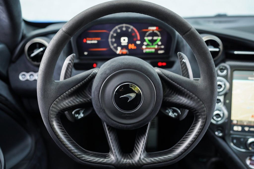 Used 2020 McLaren 720S Performance photo 32