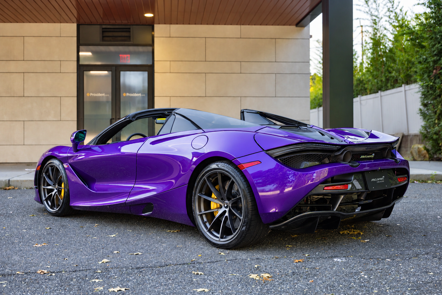 Used 2020 McLaren 720S Performance photo 33