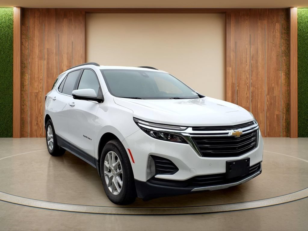 Used 2024 Chevrolet Equinox LT
