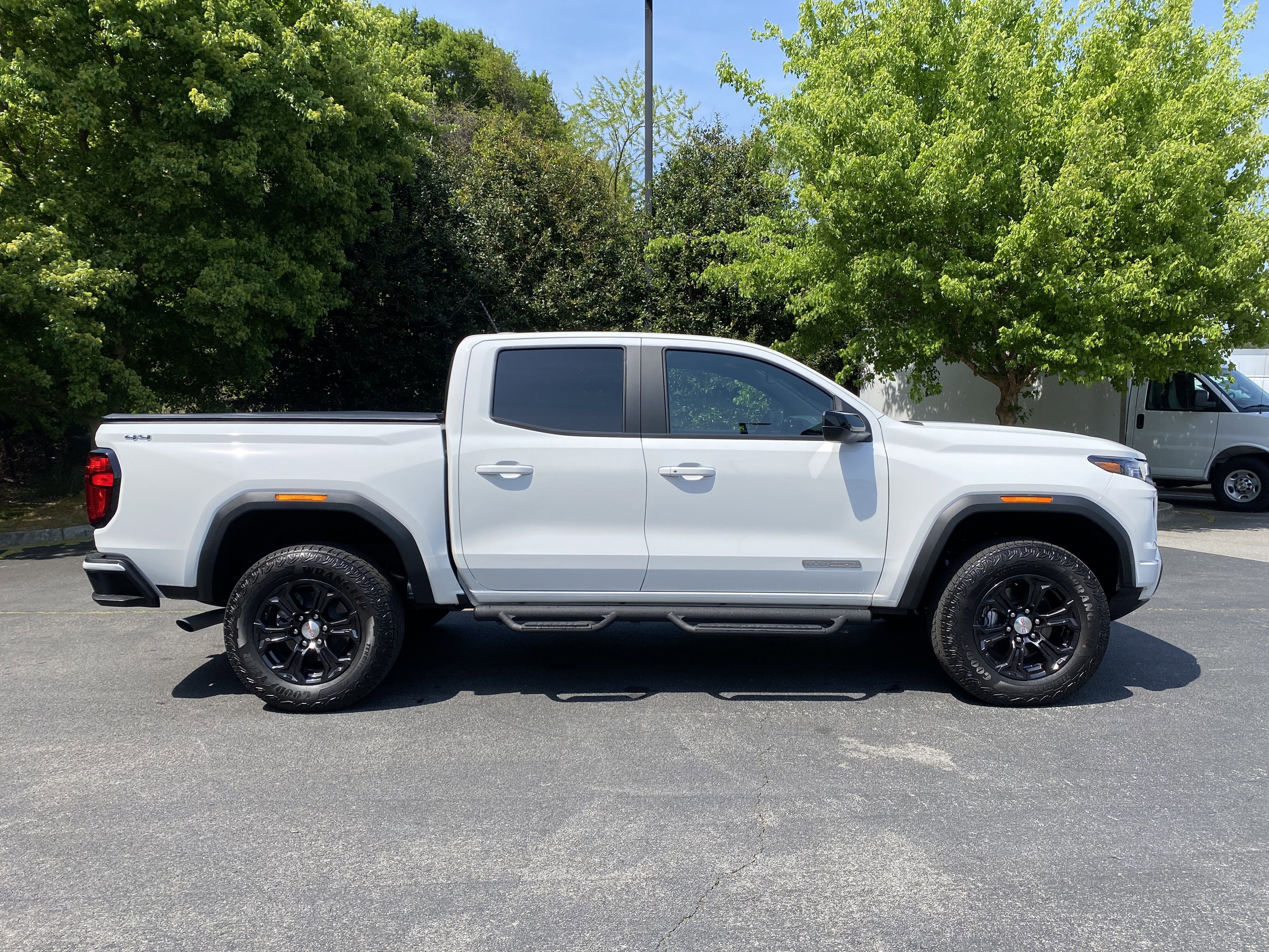 2024 GMC Canyon Elevation
