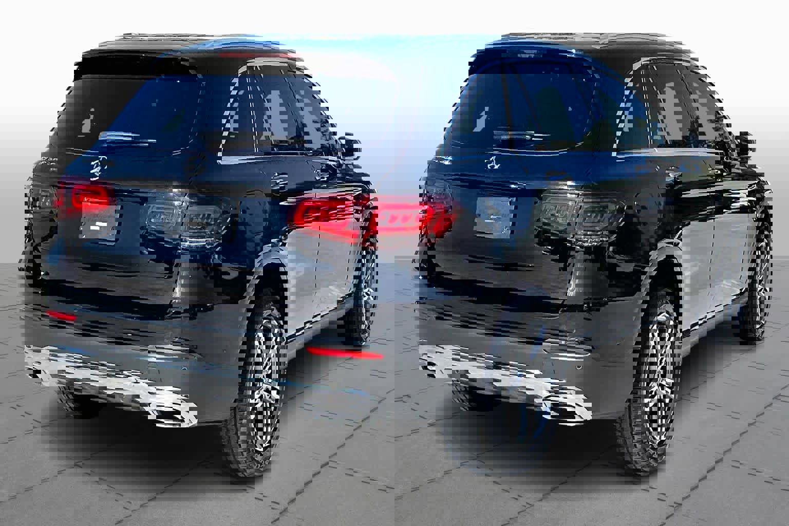 2022 Mercedes-Benz GLC 300