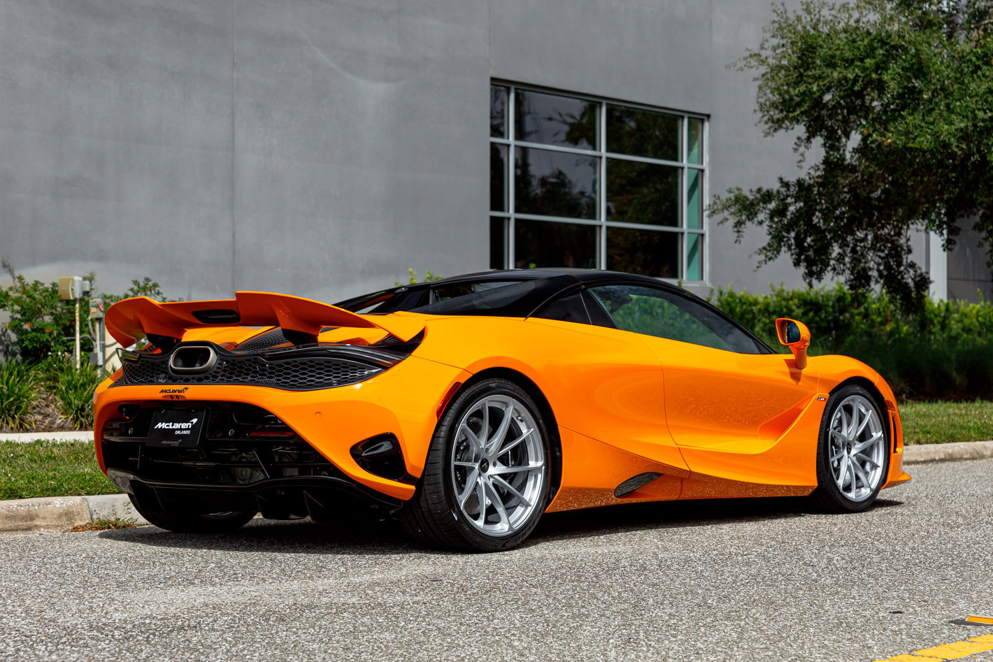 New 2027 McLaren 750S Spider photo 8