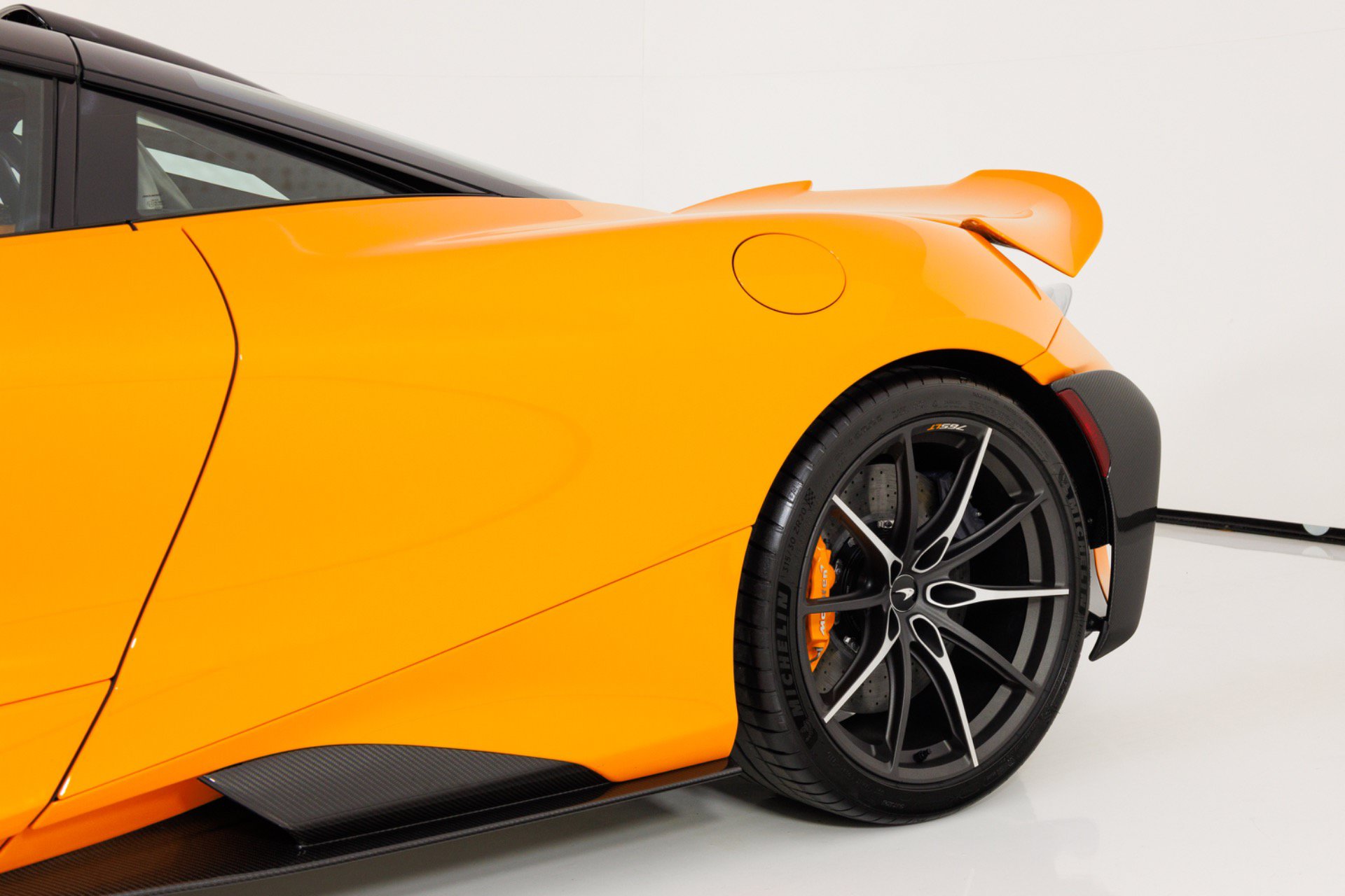 Used 2021 McLaren 765LT photo 77