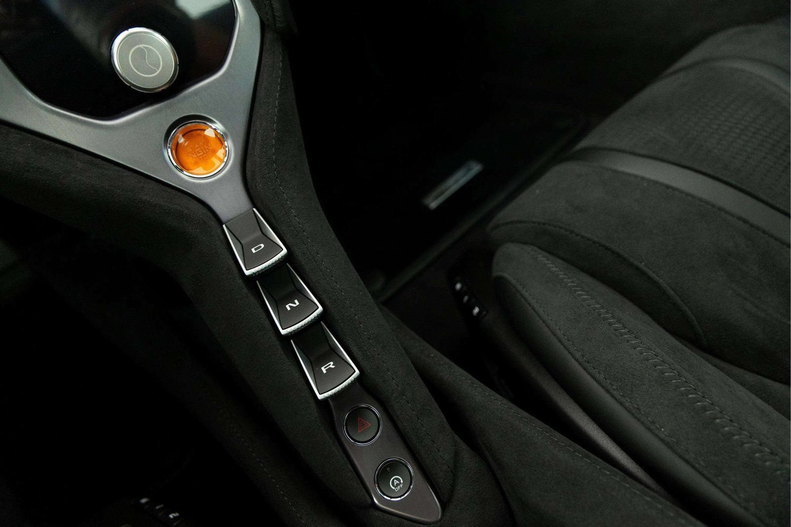 New 2026 McLaren 750S photo 46