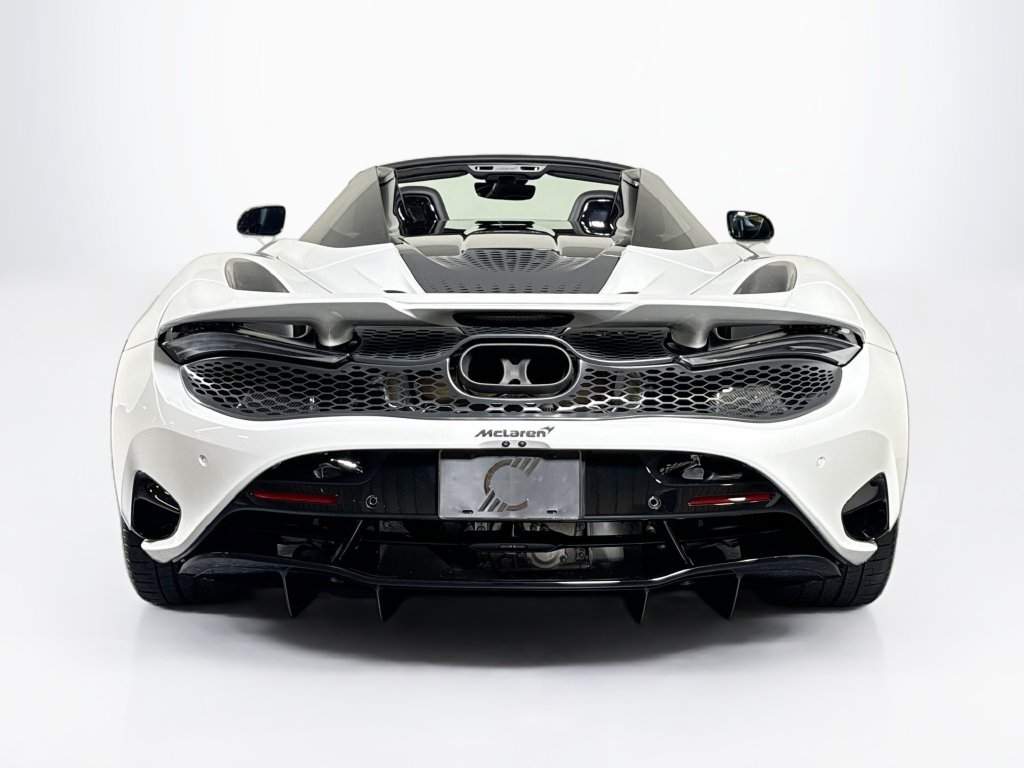 Used 2027 McLaren 750S Spider photo 4