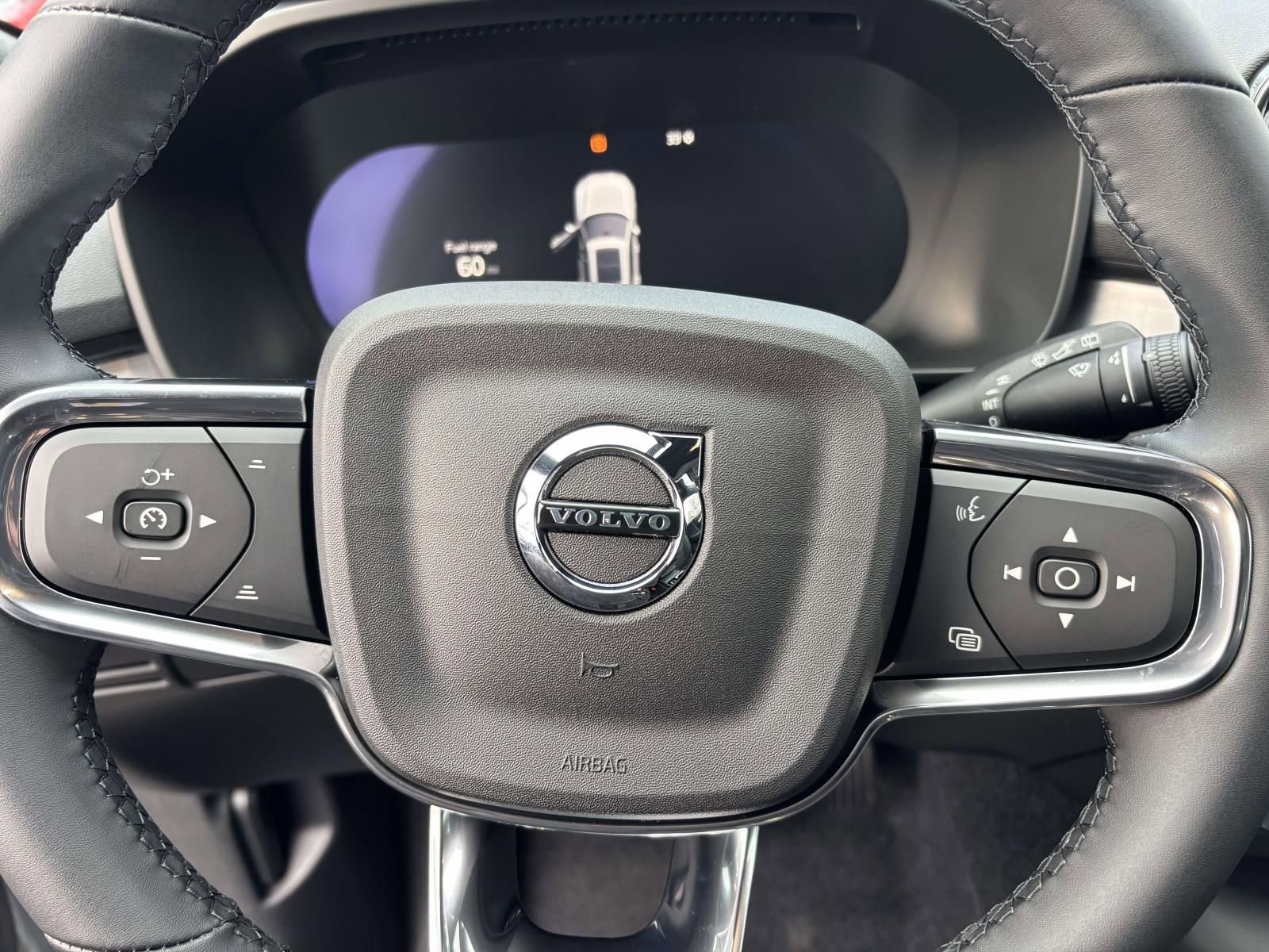 2026 Volvo Xc40 B5 Ultra