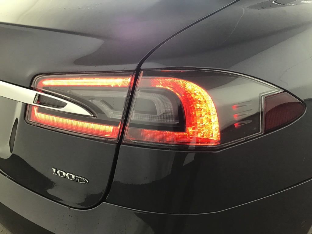 2018 Tesla Model S 100D