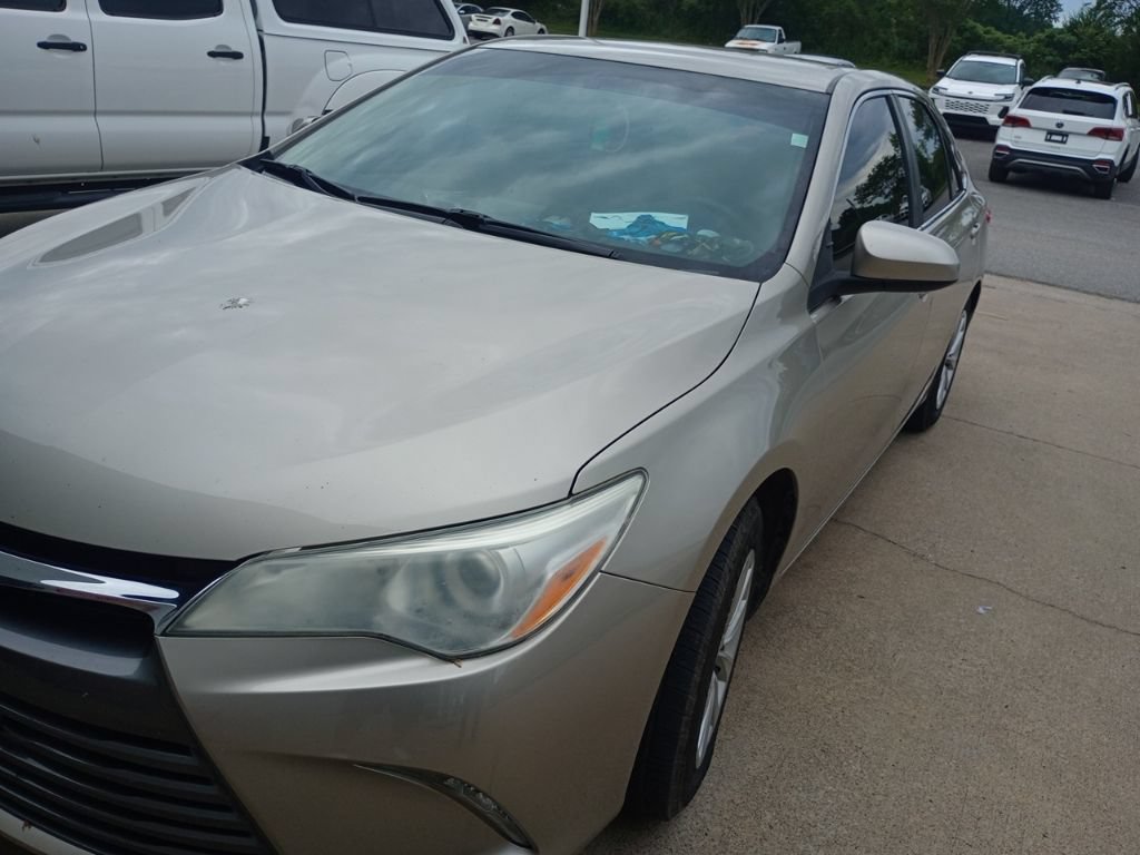 Used 2016 Toyota Camry LE