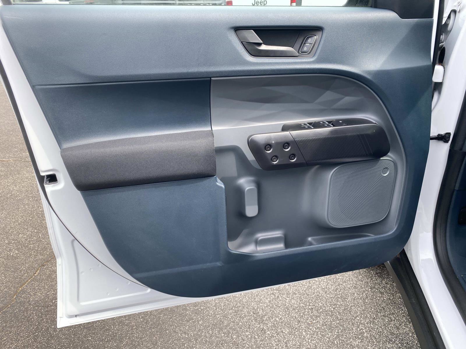 2024 Ford Maverick XL