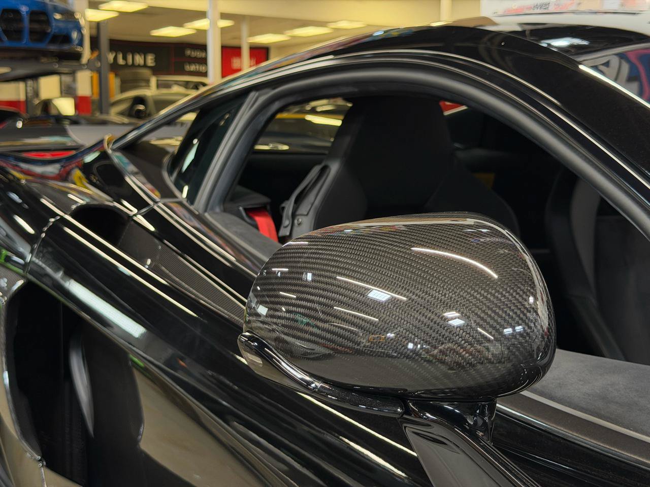 Used 2019 McLaren 600LT photo 14