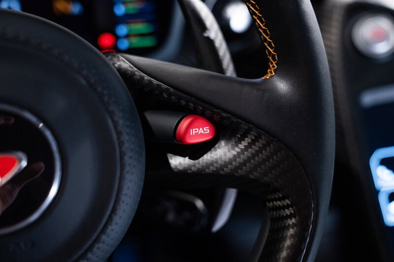 Used 2014 McLaren P1 photo 47