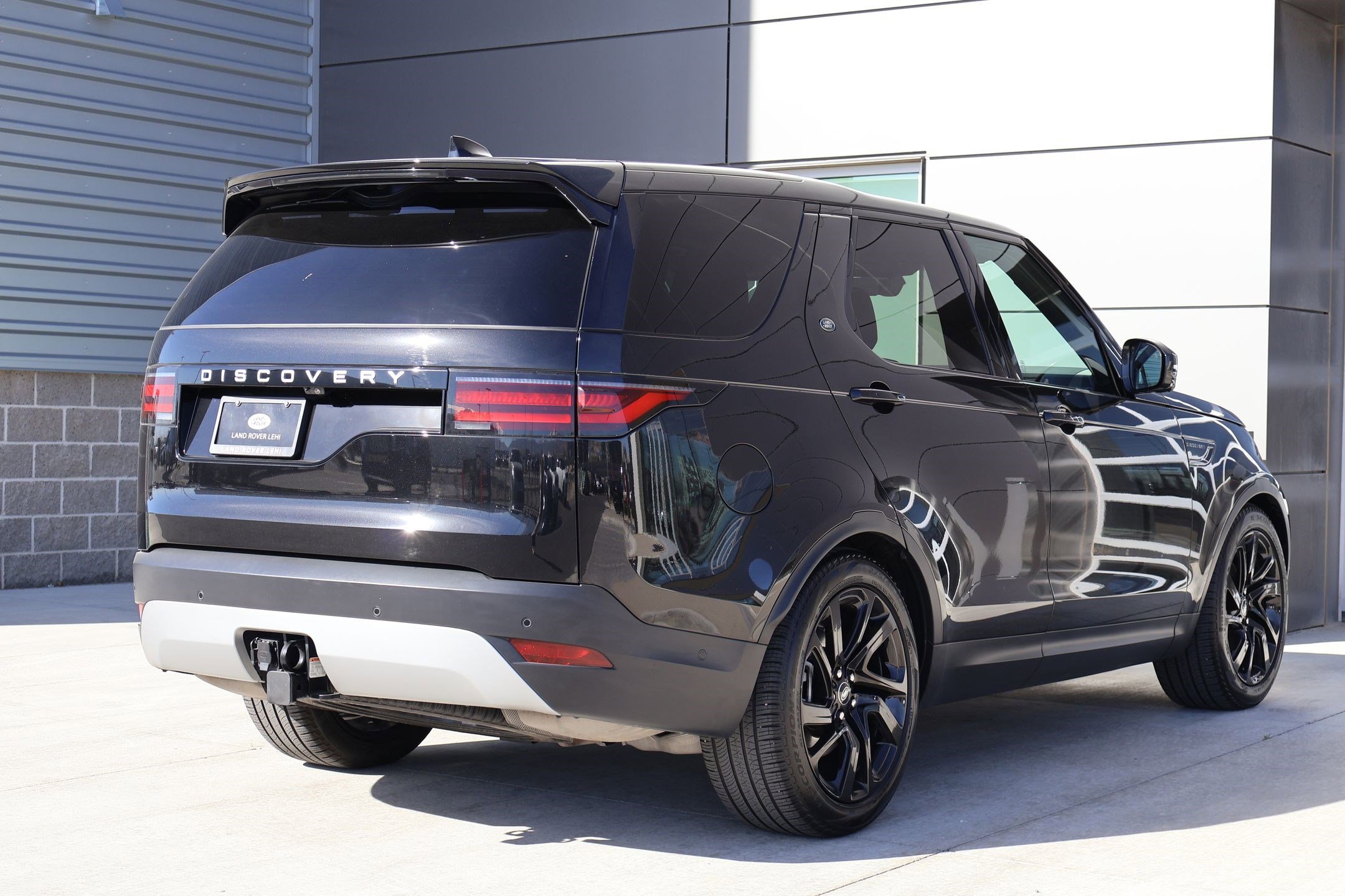 2025 Land Rover Discovery S