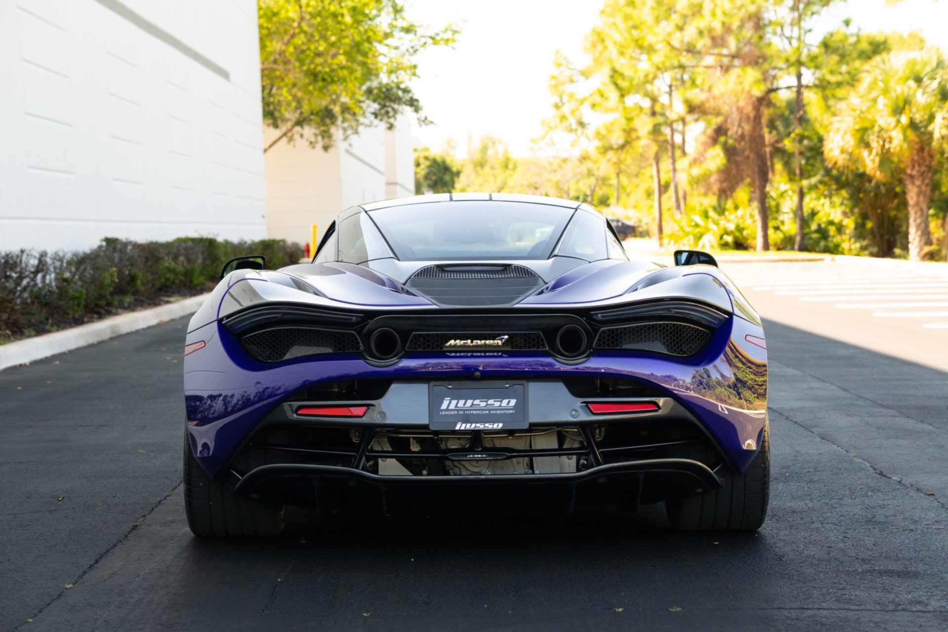 Used 2020 McLaren 720S photo 21