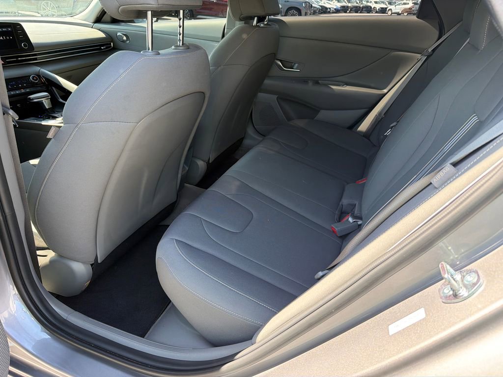 2025 Hyundai Elantra Blue