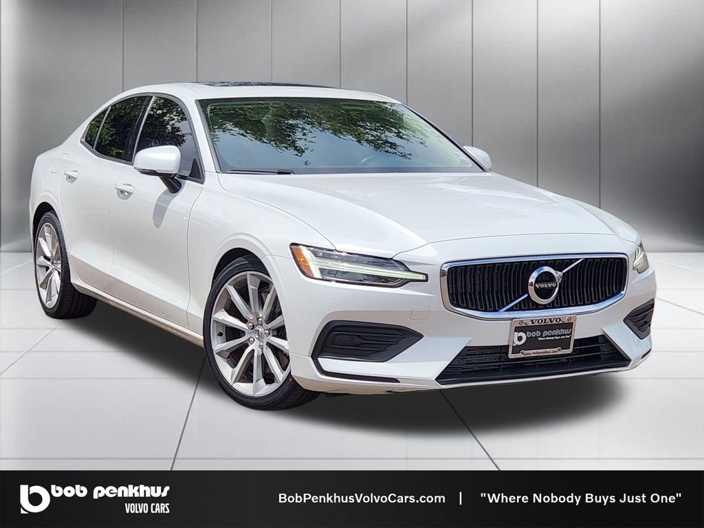 Used 2020 Volvo S60 T6 Momentum w/ Protection Package Premier