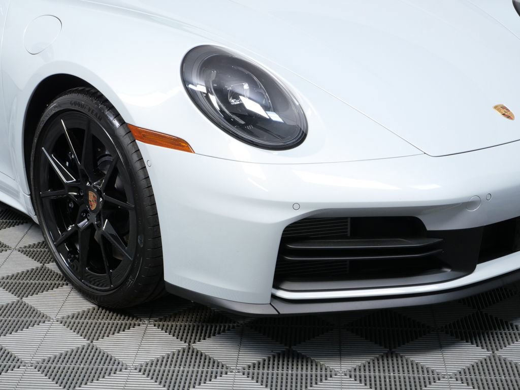 2025 Porsche 911 Carrera S