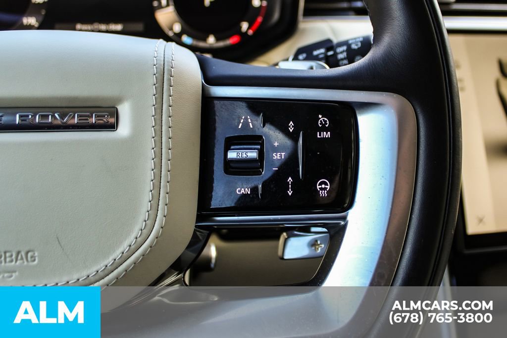 2025 Land Rover Range Rover Long Wheelbase SE