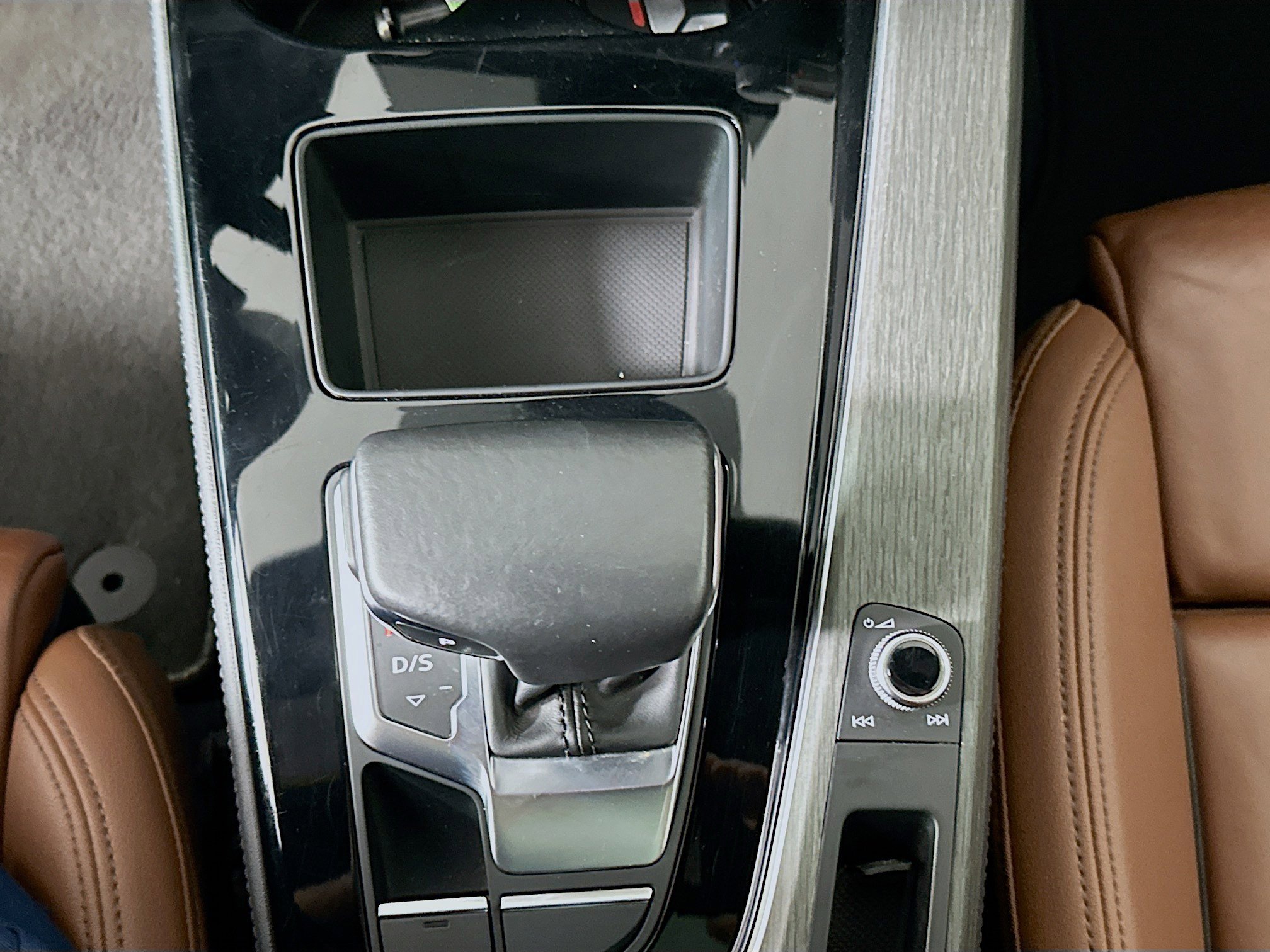 2024 Audi A4 2.0T Premium Plus