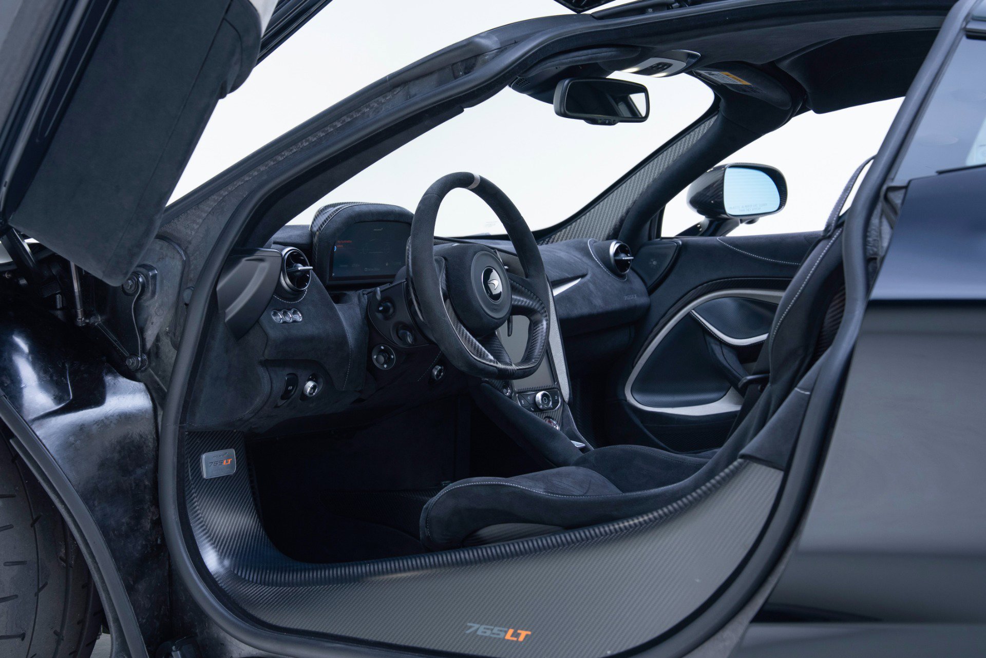 Used 2021 McLaren 765LT photo 48