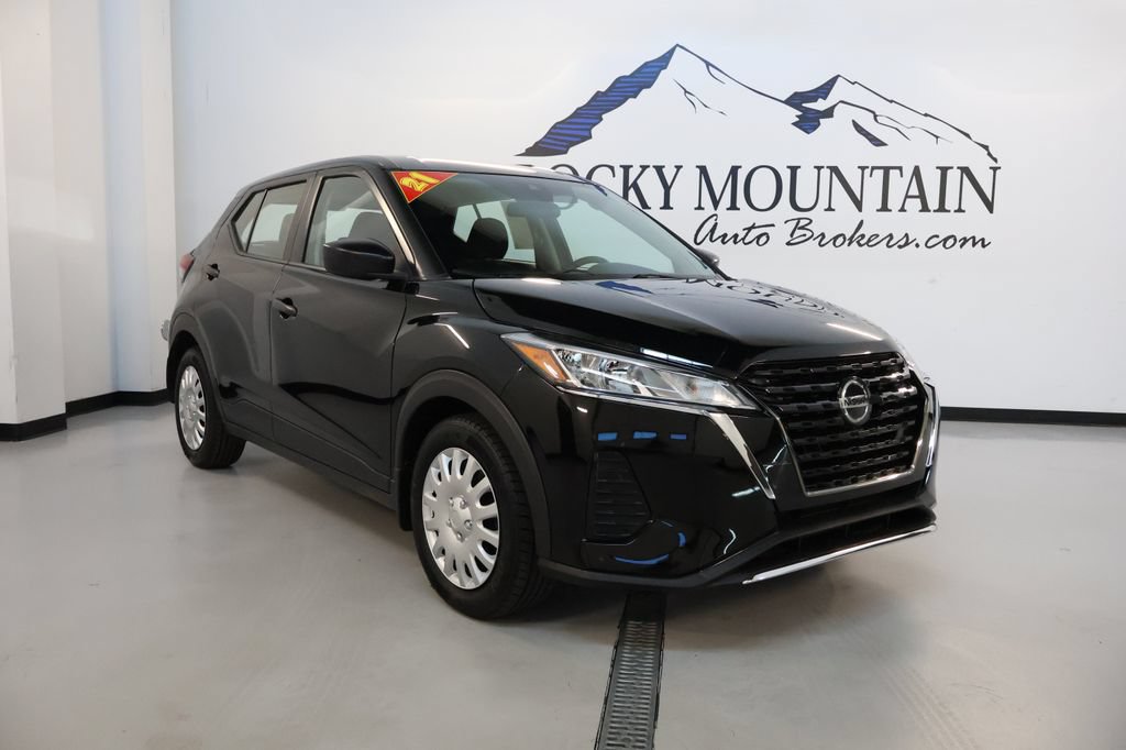Used 2021 Nissan Kicks S