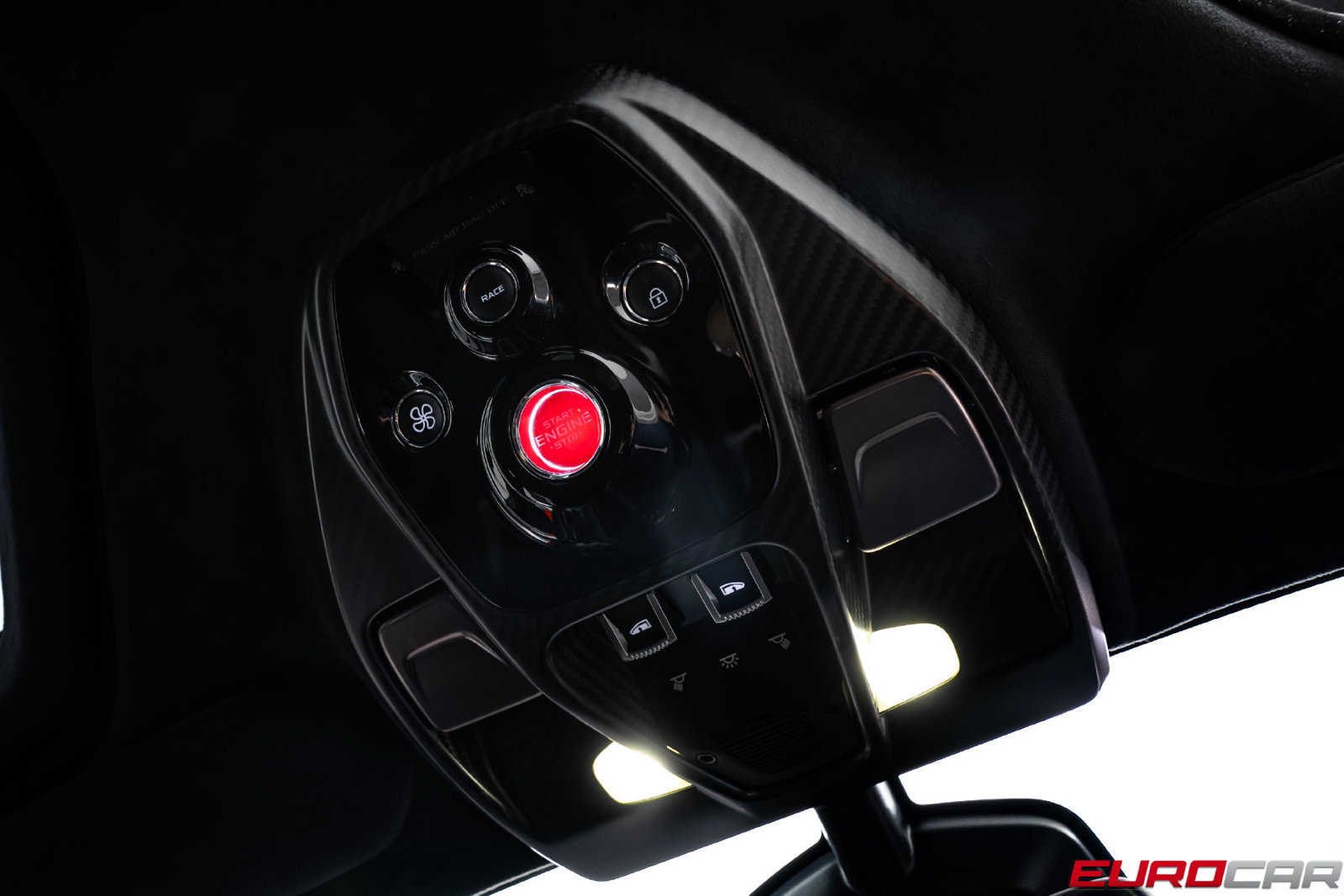 Used 2019 McLaren Senna photo 57