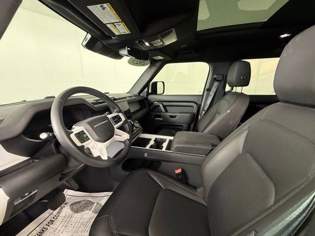 2025 Land Rover Defender 110 S