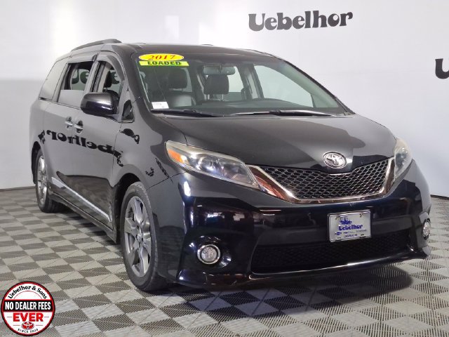 Used 2017 Toyota Sienna SE Premium